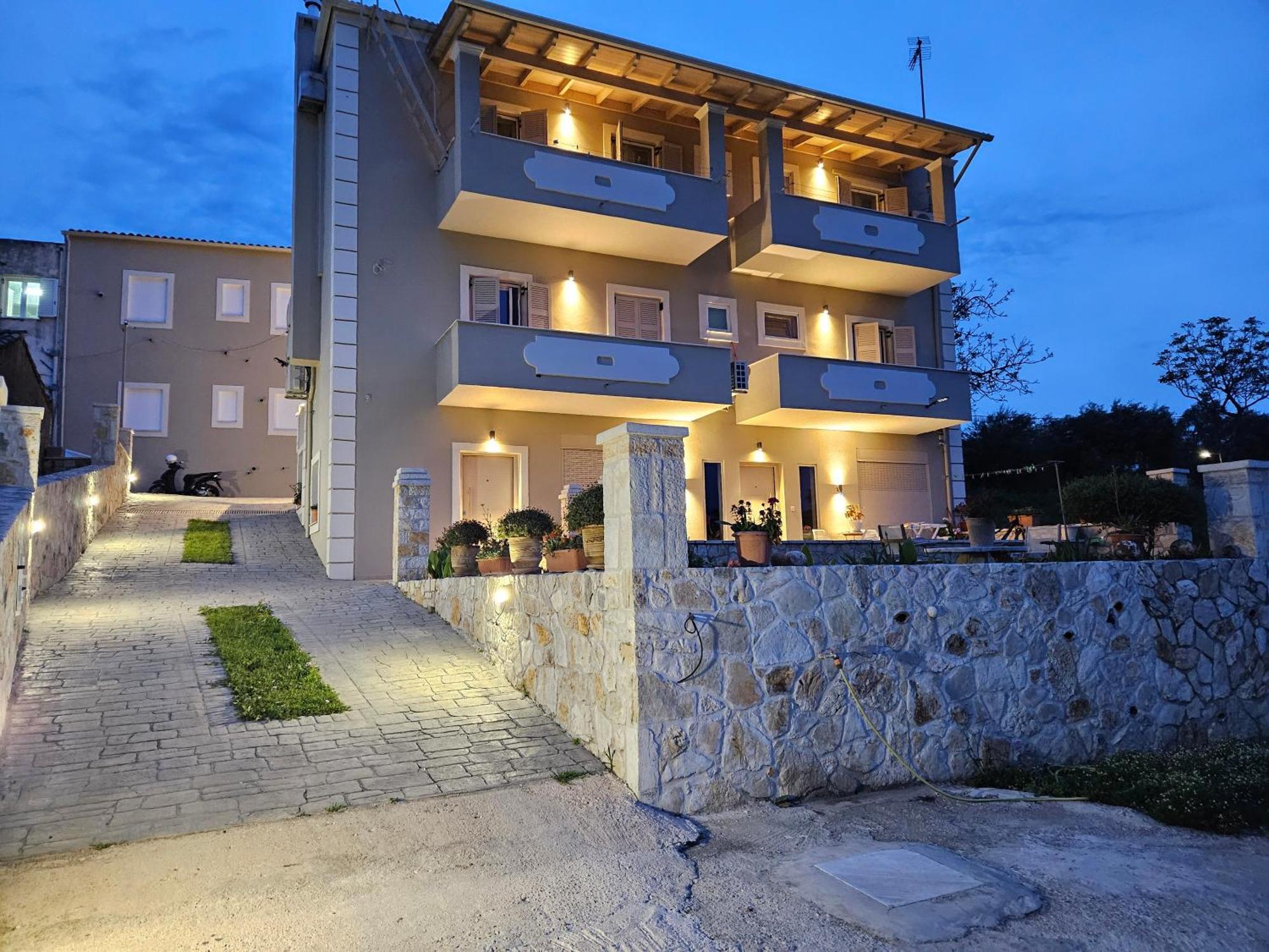 Апартаменти Grey Luxury House Іпсос Екстер'єр фото
